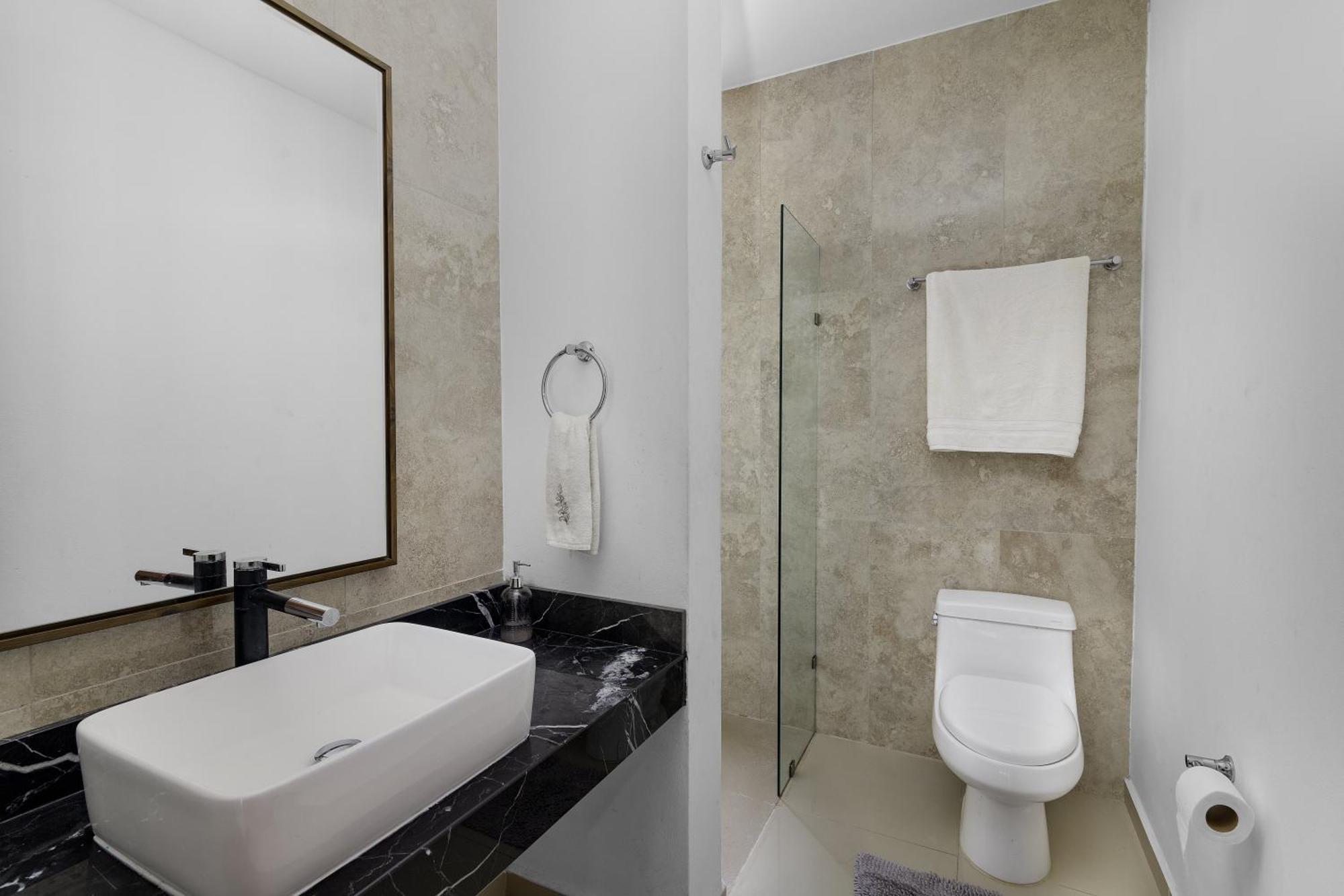 Angelina 28 Beachfront And Family Apartments - Modern And Relaxing Long Stays - 20 Min From Cancun Airport Puerto Morelos Zewnętrze zdjęcie