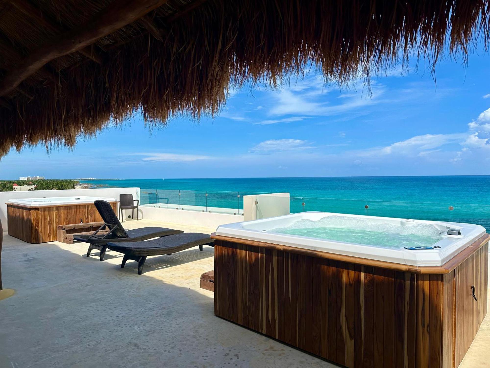 Angelina 28 Beachfront And Family Apartments - Modern And Relaxing Long Stays - 20 Min From Cancun Airport Puerto Morelos Zewnętrze zdjęcie